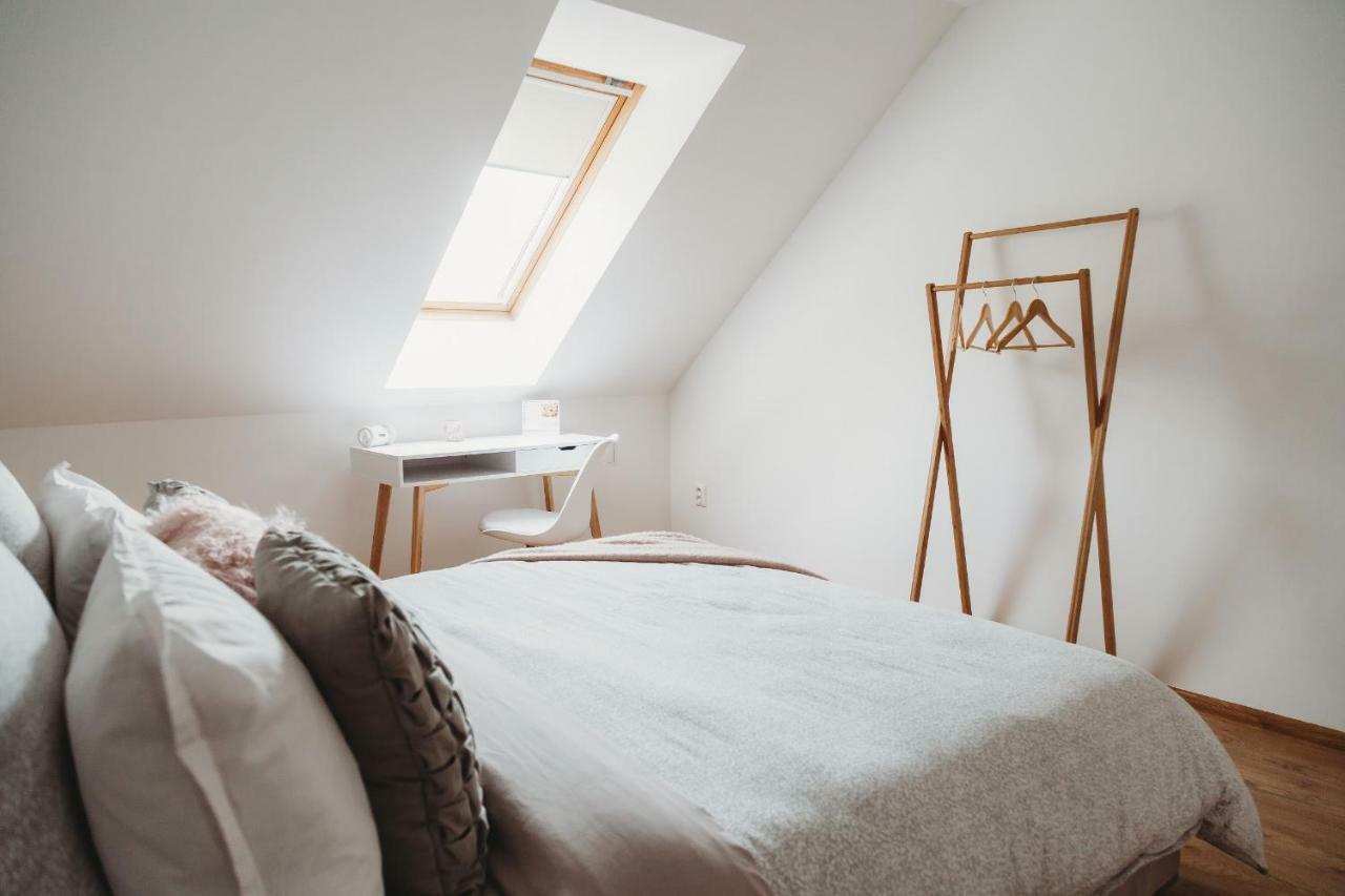 Center City Charming Loft Apartment Košice Eksteriør bilde